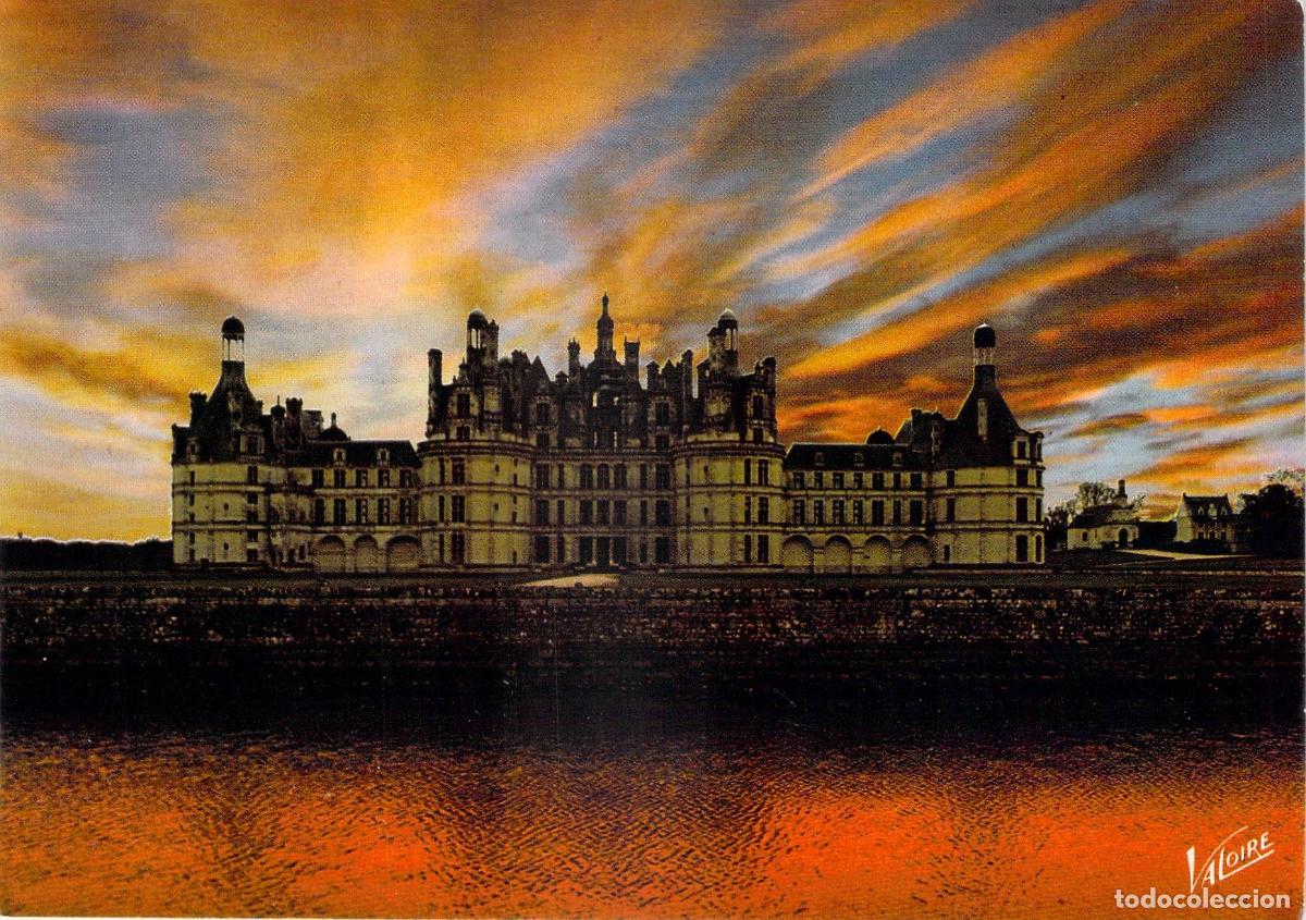 Postales: Postal del Castillo de Chambord al amanecer en el Valle del Loira