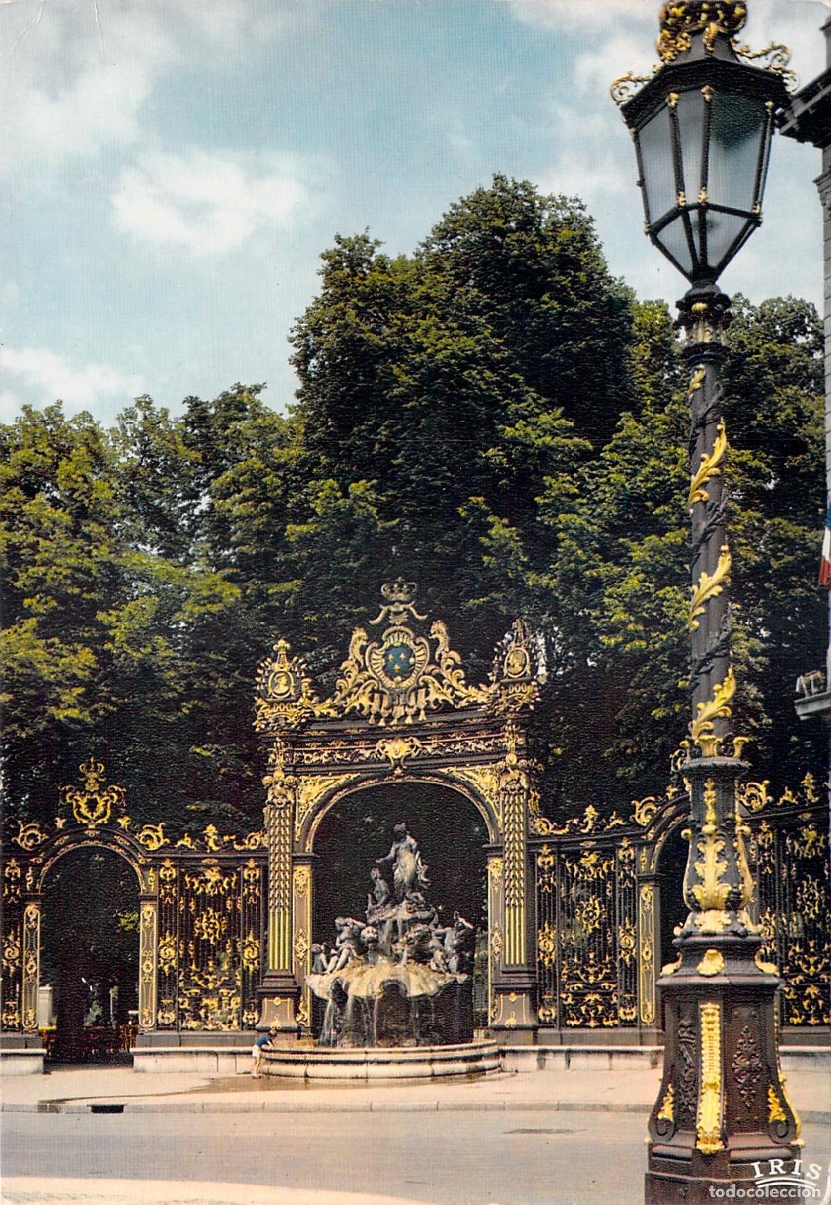 Postales: Postal de la Fuente de Amphitrite en Place Stanislas, Nancy