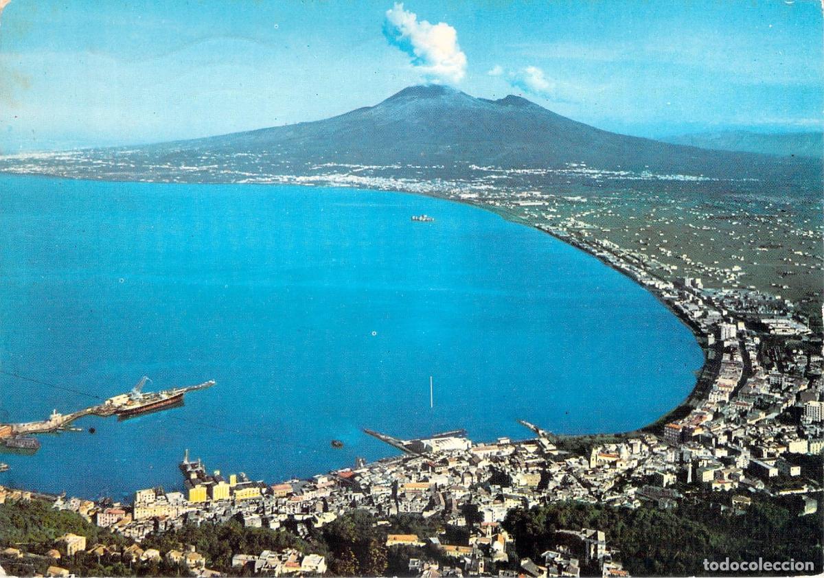 Postales: Postal de la vista del Monte Vesubio desde el Monte Faito