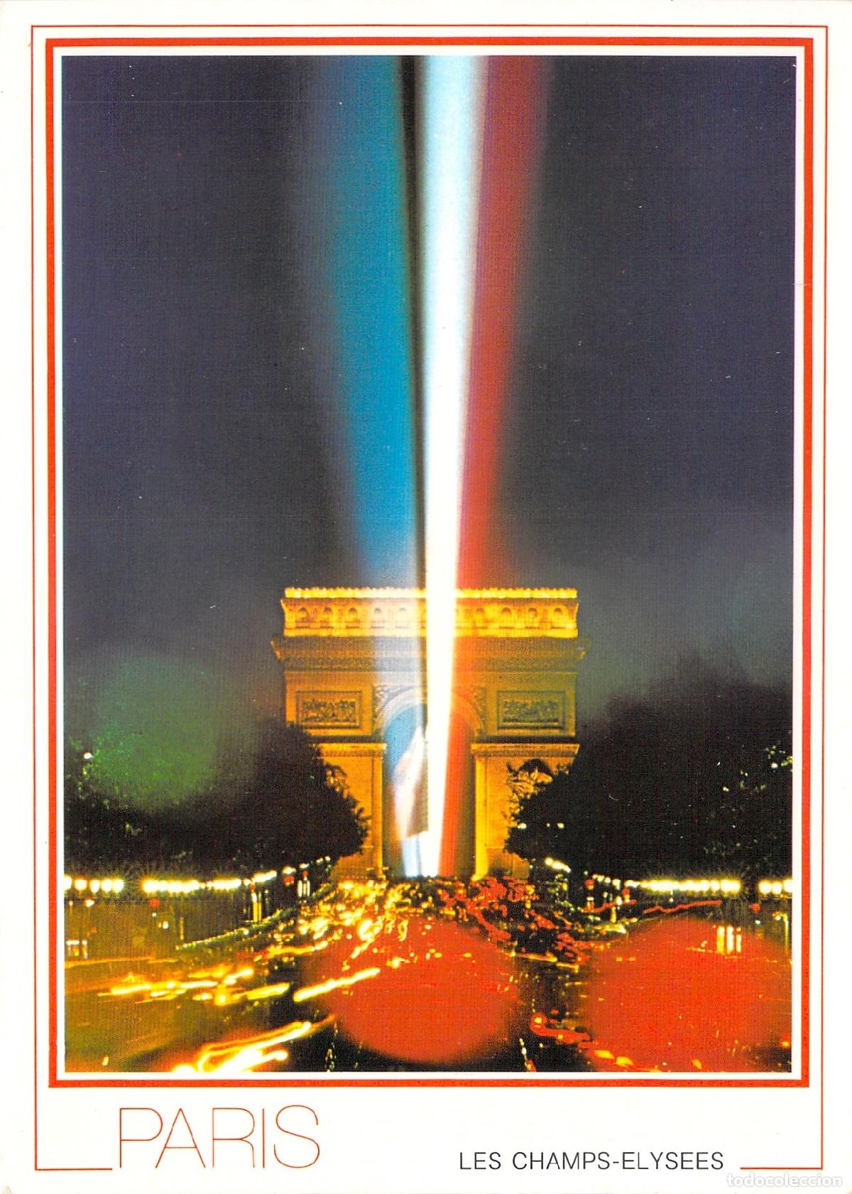 Postkarten: Postal de Par&iacute;s con Arco de Triunfo iluminado y Campos El&iacute;seos