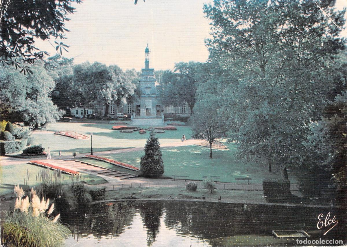Postales: Postal de los jardines del H&ocirc;tel de Ville en Cognac
