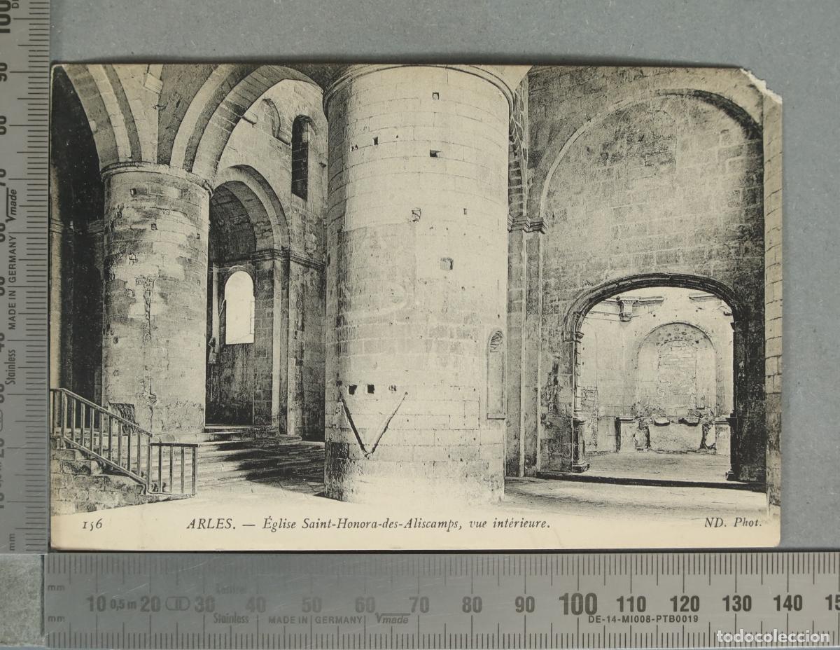 Postales: POSTAL. ARLES - Eglise Saint-Honora-des-Aliscamps - vue interieure