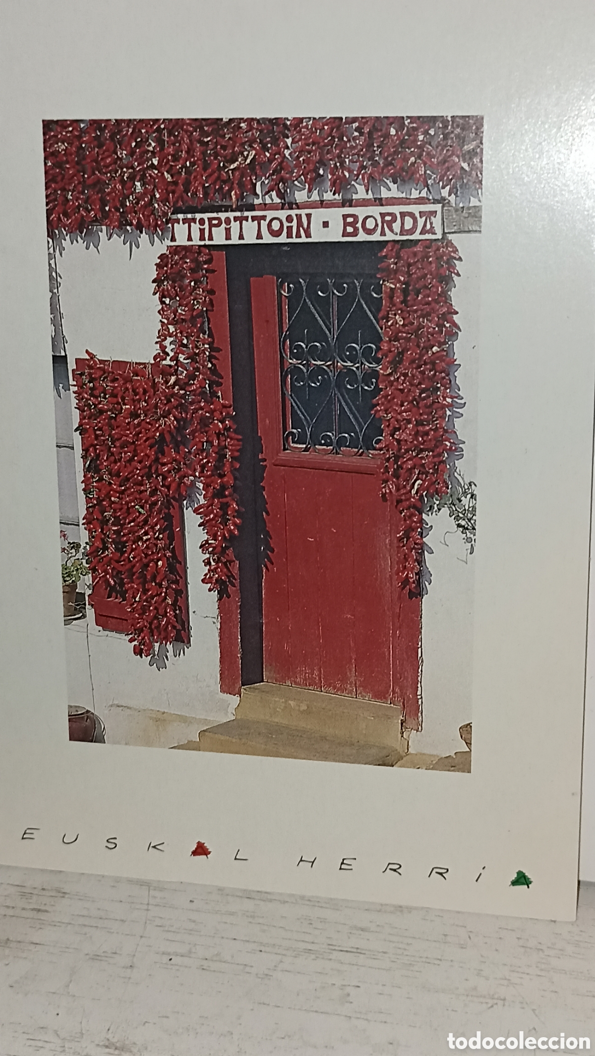 Postales: Mint sec&aacute;ndose en tripit&oacute;n borda de espelete