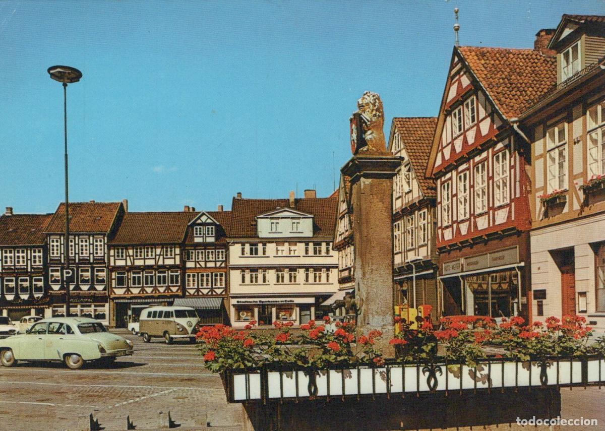 Postales: Germany Celle Historic Old Town Square With Half Timbered Houses And *YBB029