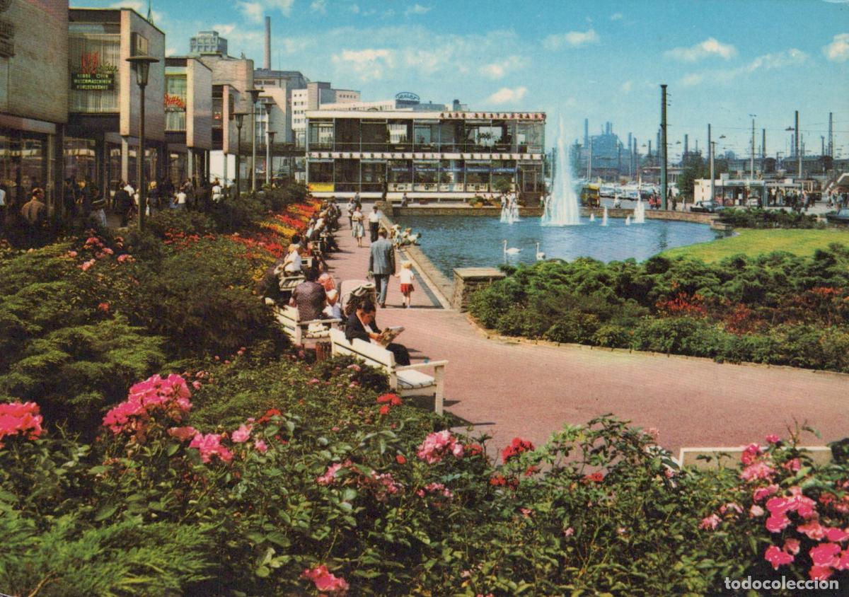 Postales: Germany Dortmund Station Forecourt With Fountain Park And Modern *YBB086
