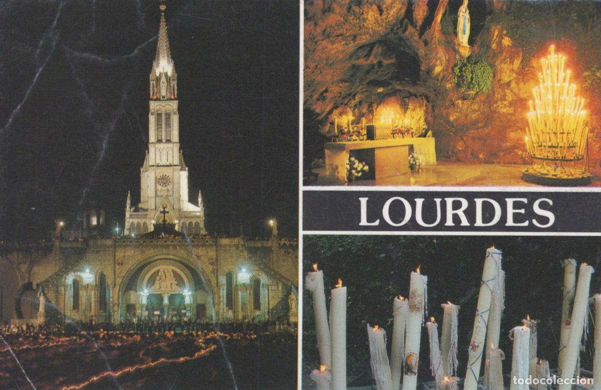 Cartes Postales: France Lourdes Basilica Miraculous Grotto And Candles At Night *YBB637