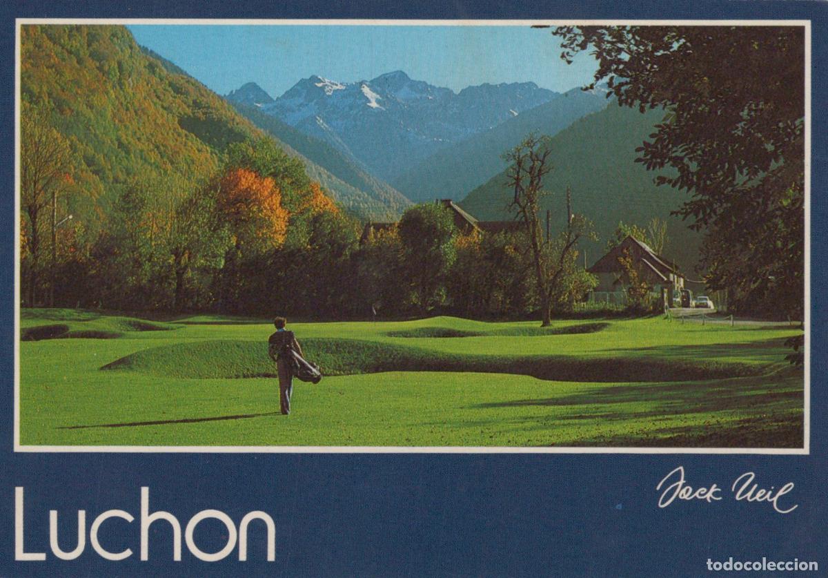 Cartes Postales: France Luchon Golf Course Pyrenees Mountains Golfer On Green *YBB491