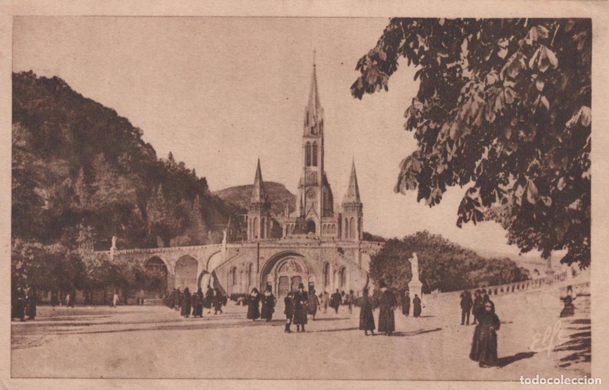 Postales: France Lourdes Esplanade Ramps And Basilica 1940s *YBB659