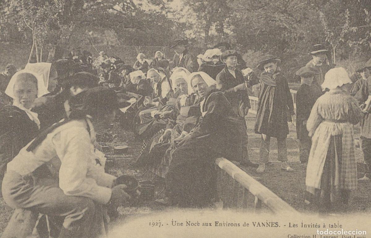 Postales: France Vannes Brittany Wedding Feast Guests At Unposted Reproduction *YBC010