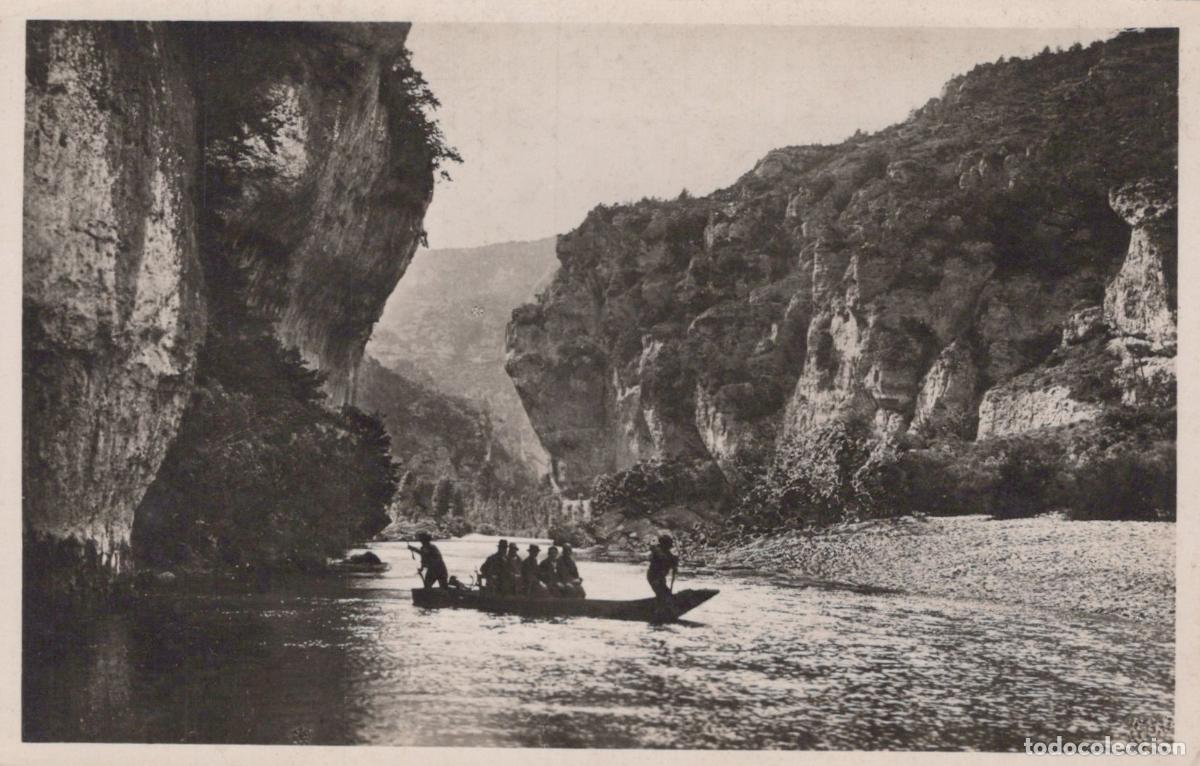 Postcards: France Gorges Du Tarn Boat Trip At The Entrance Of The Straits Unposted *YBC177