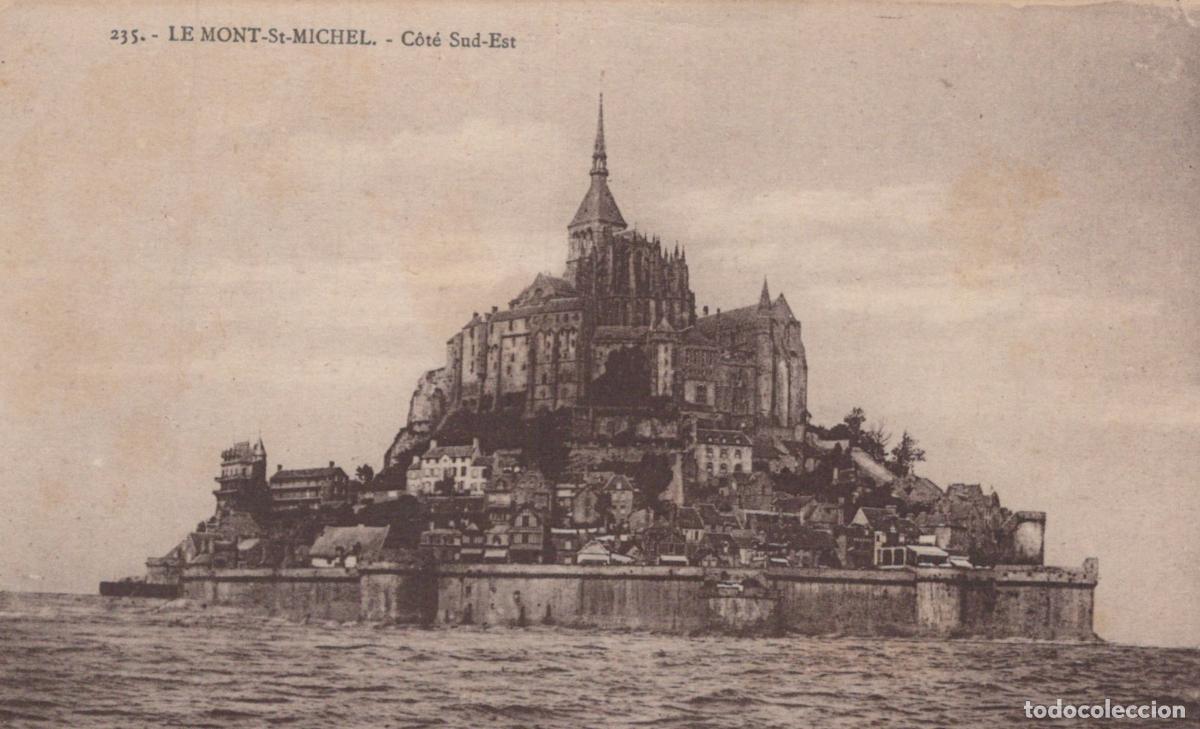 Cartoline: France Le Le Mont Saint Michel Saint Michel Abbey And Village Unposted *YBC181