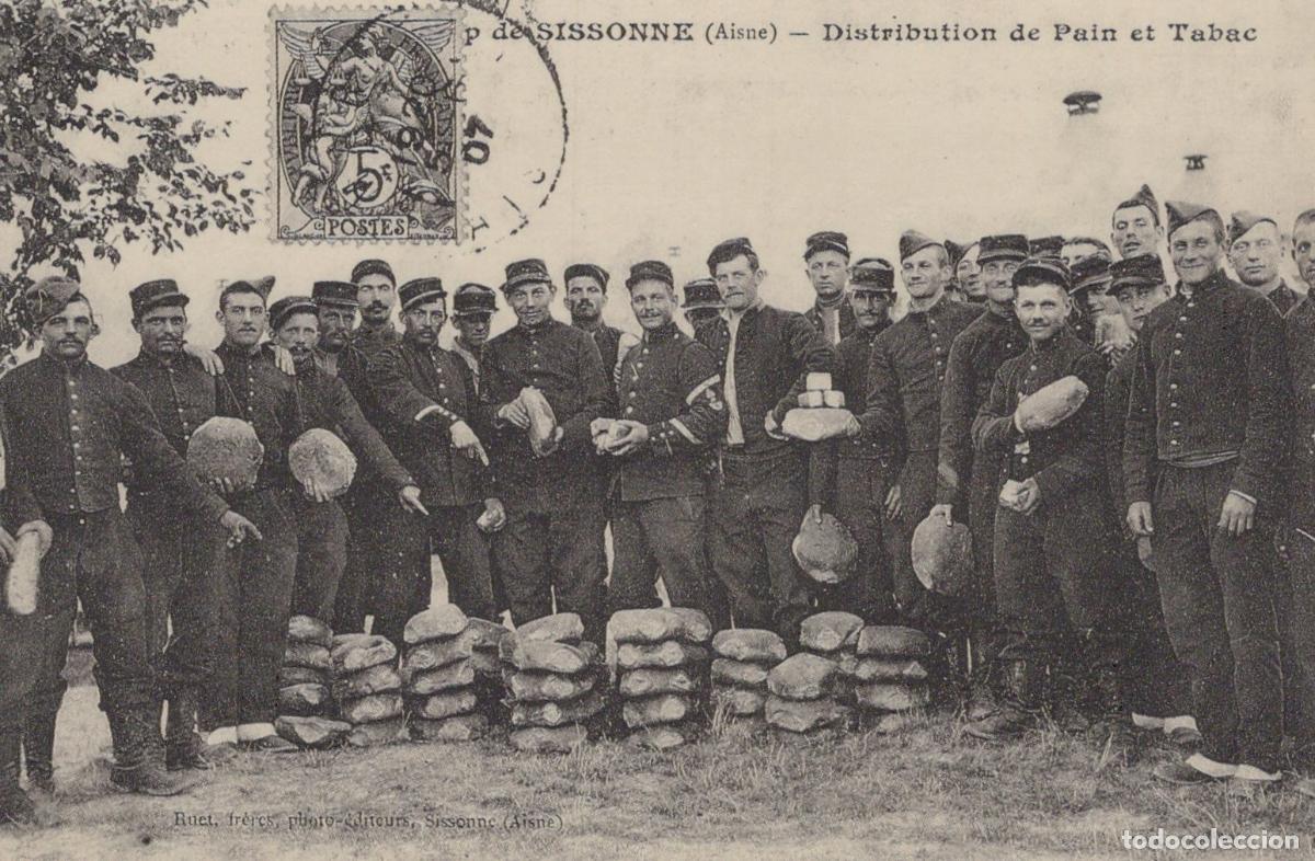 Postais: France Sissonne Soldiers Receiving Bread And Tobacco At Reproduction *YBC070