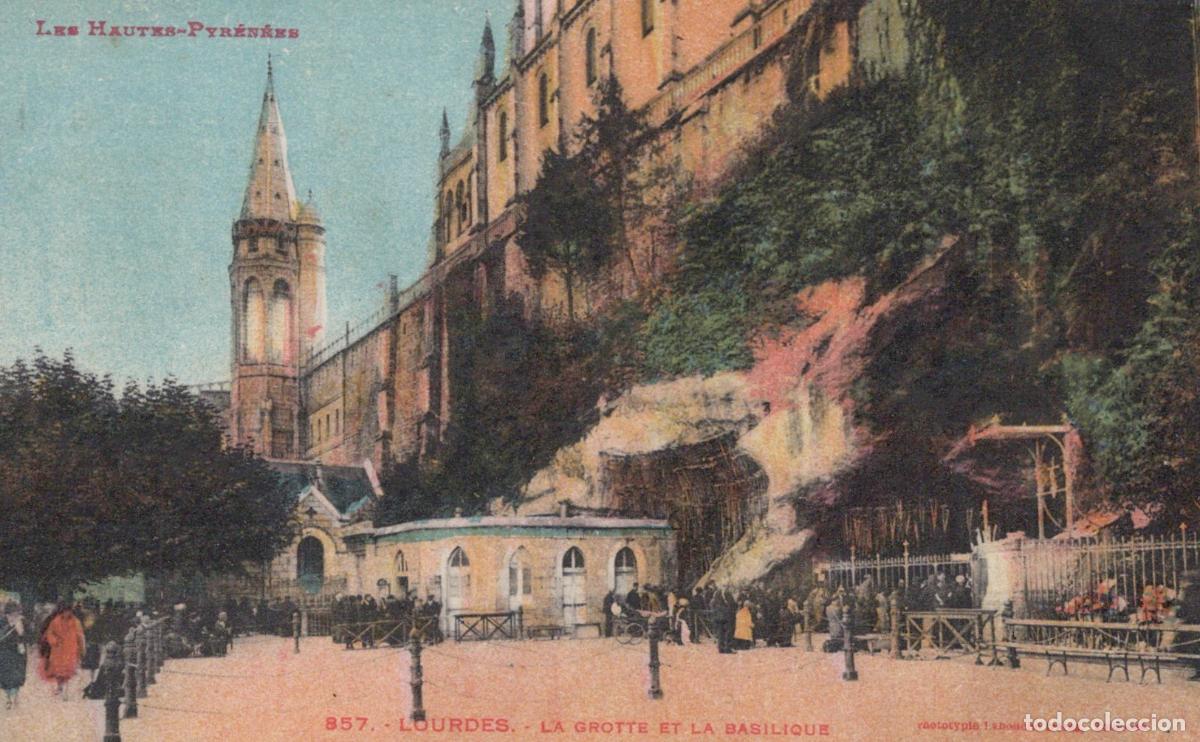 Cartes Postales: France Lourdes The Grotto And The Basilica Hautes Pyrenees Unposted *YBC288