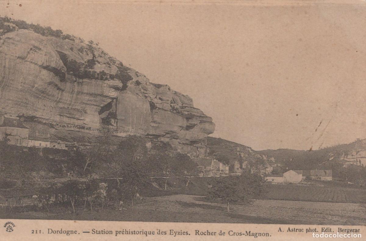 Cartoline: France Les Eyzies Dordogne Prehistoric Station Of Cro Magnon Unposted *YBC461