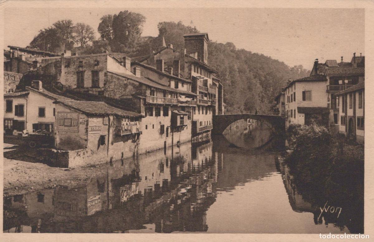 Cartoline: France Saint Jean Pied De Port Old Houses Along The Nive River Unposted *YBC318