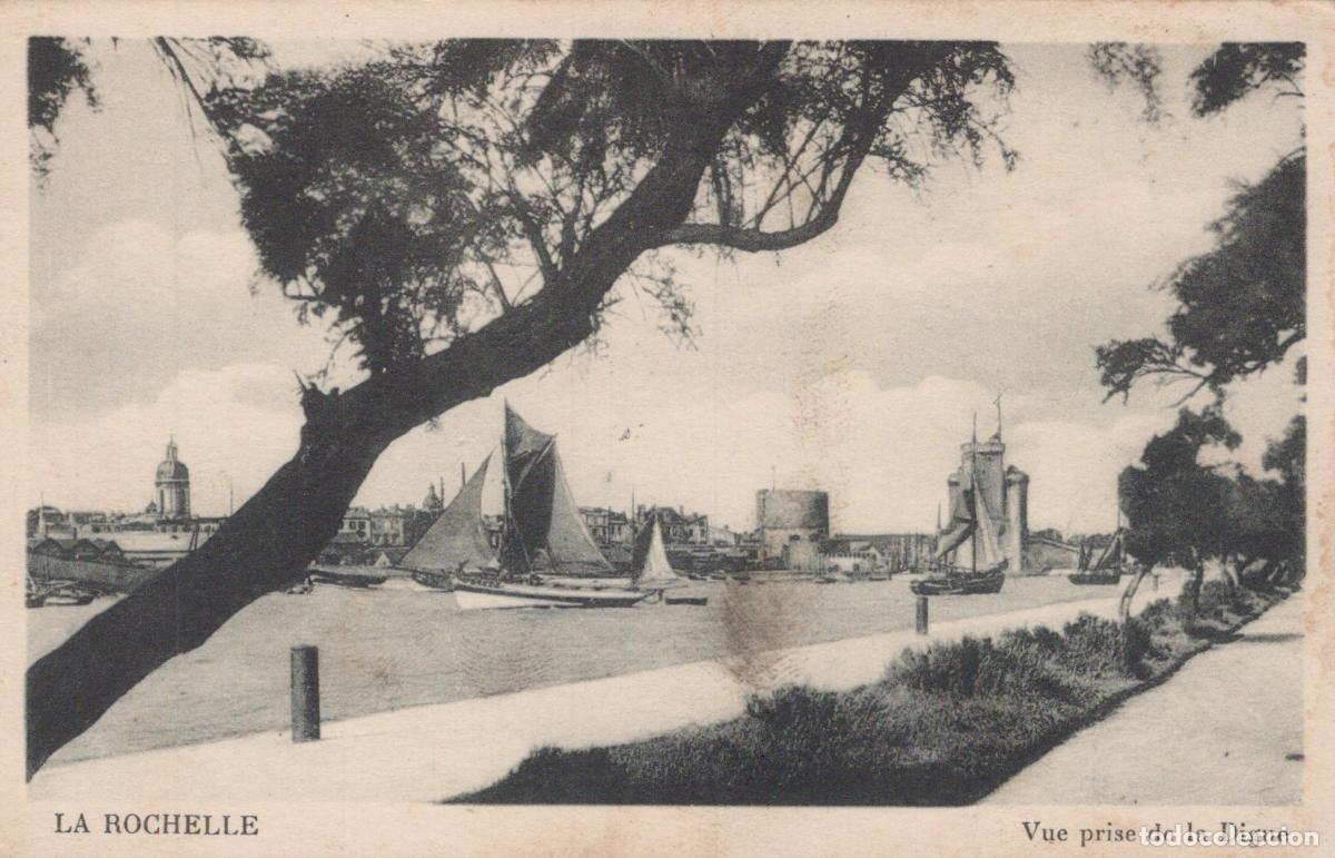 Cartoline: France La Rochelle View From The Dike With Sailing Boats Unposted *YBC231