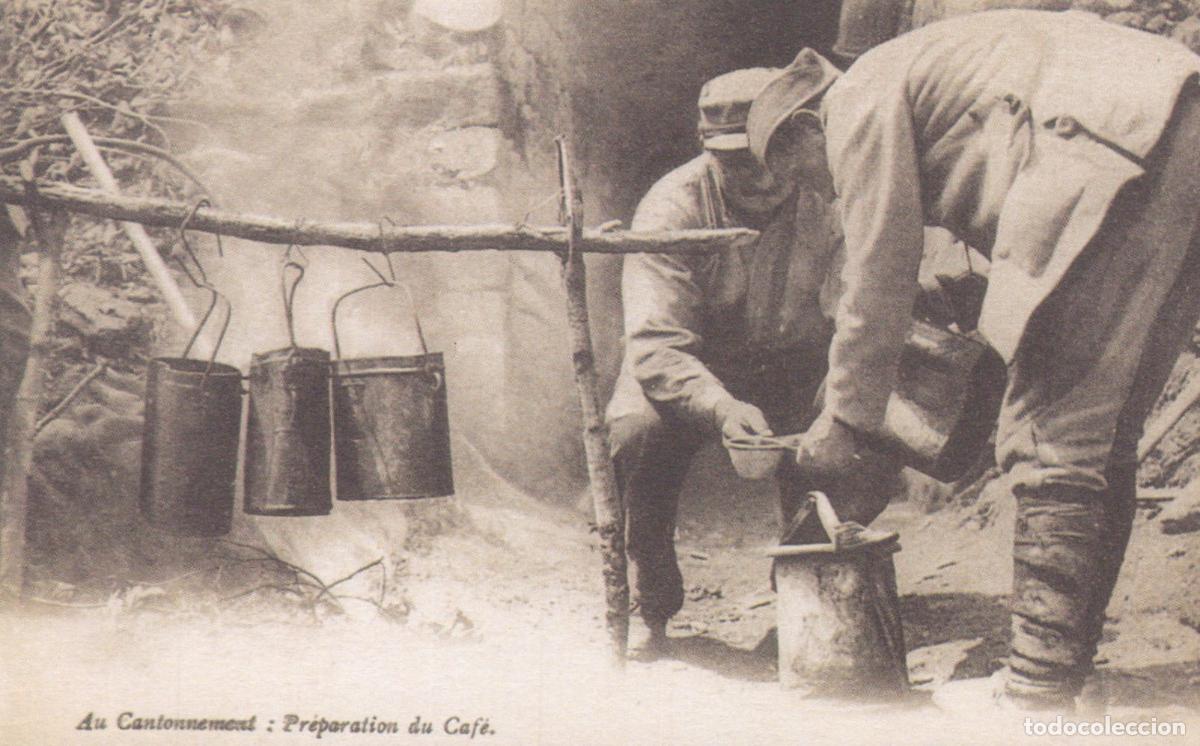 Postcards: France French Soldiers Preparing Coffee At Cantonment World War Unposted *YBC178
