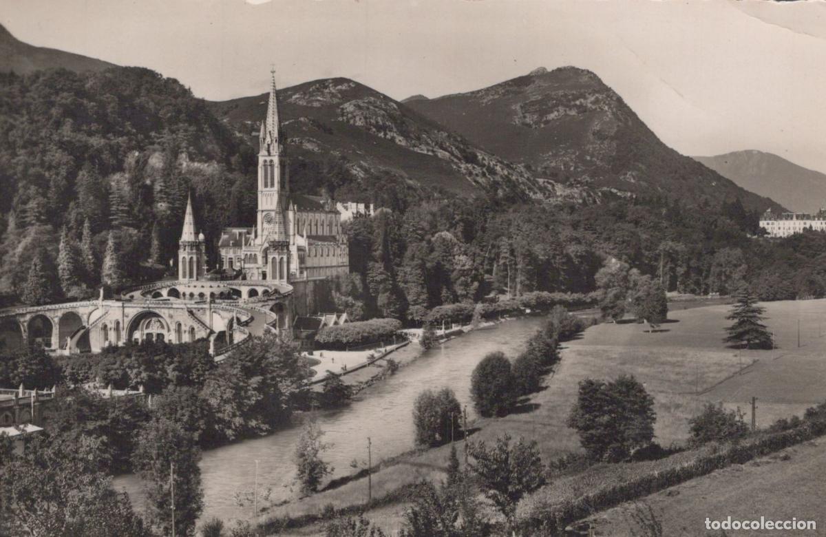 Postkarten: France Lourdes Basilica Of The Immaculate Conception In Unposted *YBC490