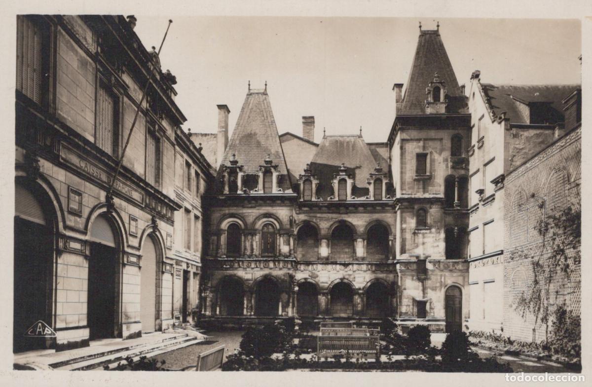 Postcards: France La Rochelle Maison Henri Ii In Unposted *YBC230