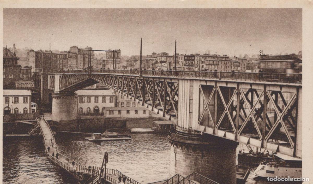 Postcards: France Arc De Triomphe View Of The Passarelle De Passy Bridge Unposted *YBC148