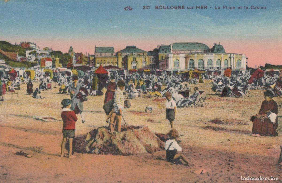 Postcards: France Boulogne Sur Mer The Beach And The Casino Unposted *YBC393