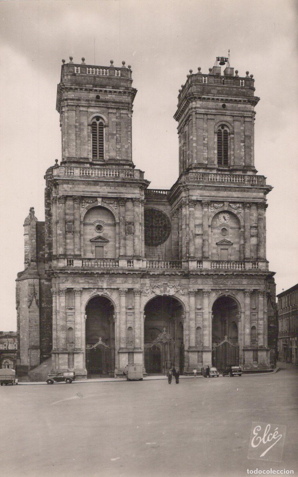Postcards: France Auch Cathedral Facade Gers Unposted *YBC928