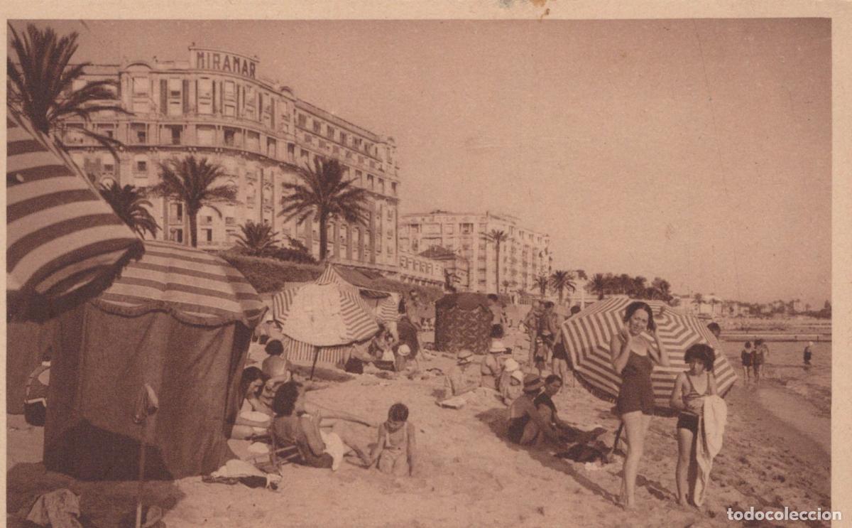 Postcards: France Cannes Beach And Miramar Hotel Unposted *YBC343