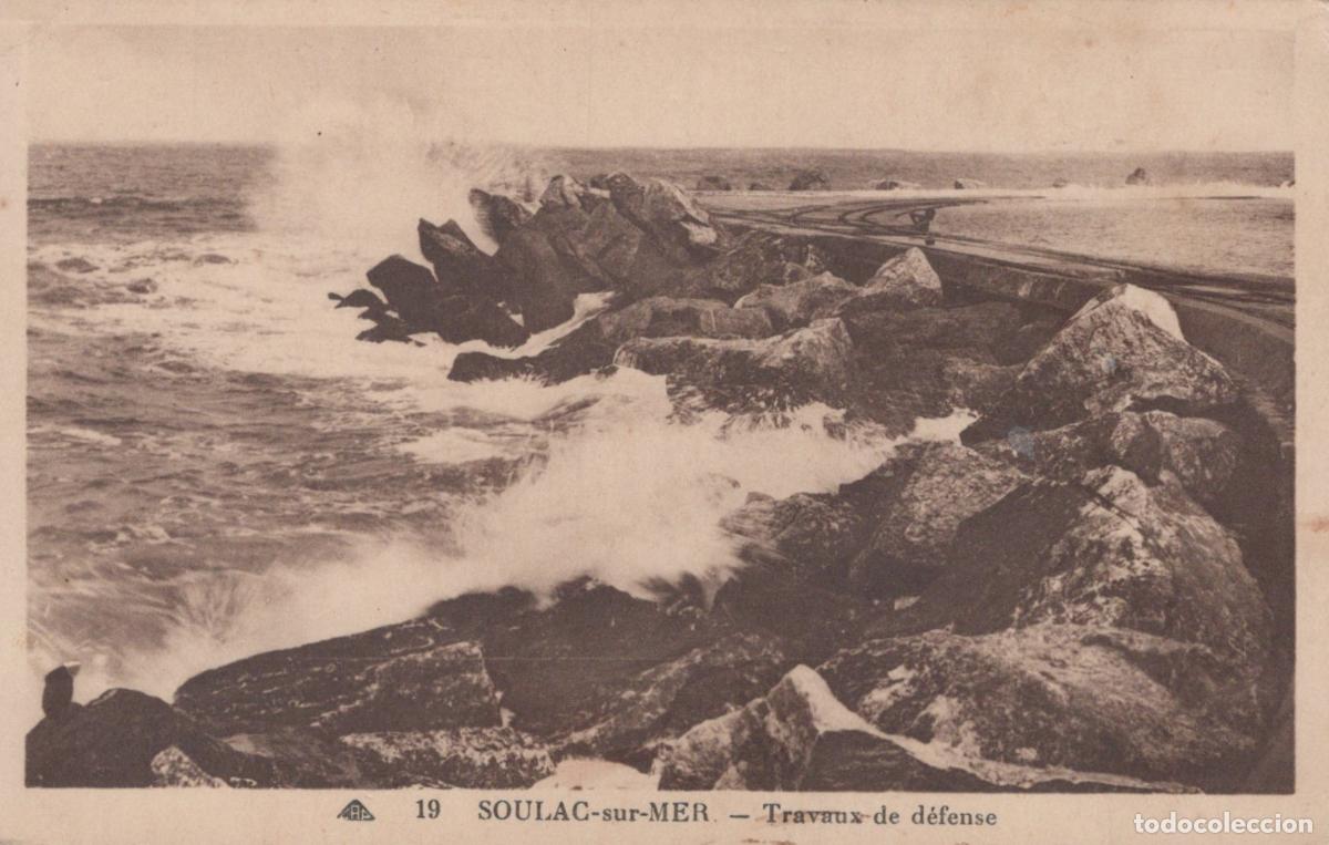 Postkarten: France Soulac Sur Mer Coastal Defense Works Sea Wall And Unposted *YBC353