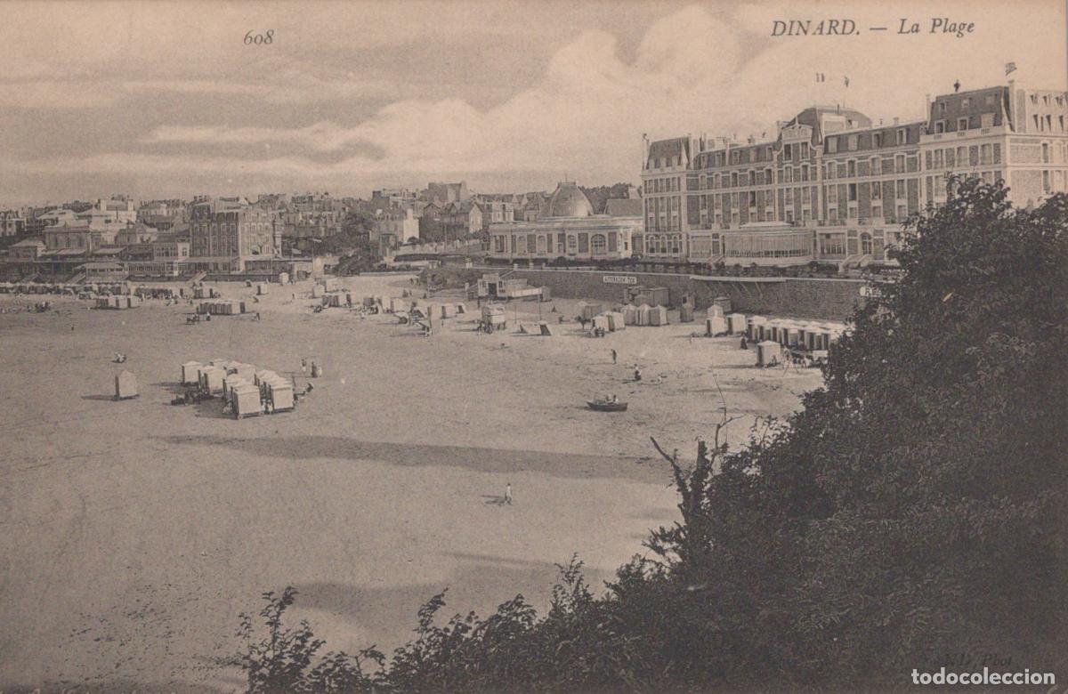 Postales: France Dinard La Beach Beach Scene With Hotel And Bathing Tents Unposted *YBC783