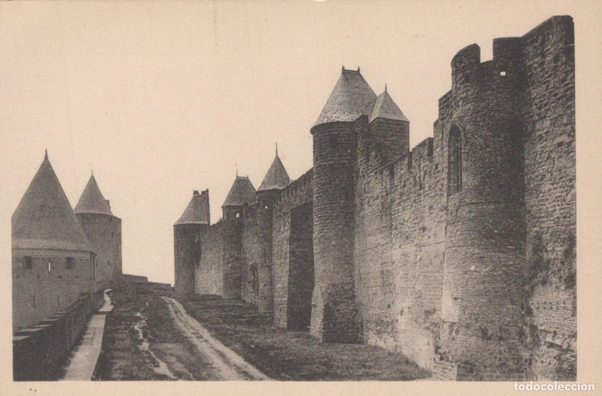 Cartes Postales: France Carcassonne Medieval Fortified Walls Les Lices Unposted *YBC846