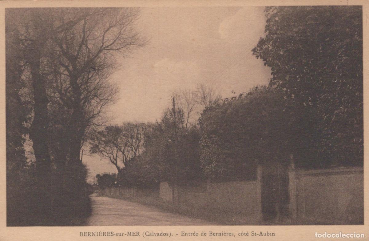 Postales: France Mer Bernieres Sur Calvados Entrance To The Town From Unposted *YBC541