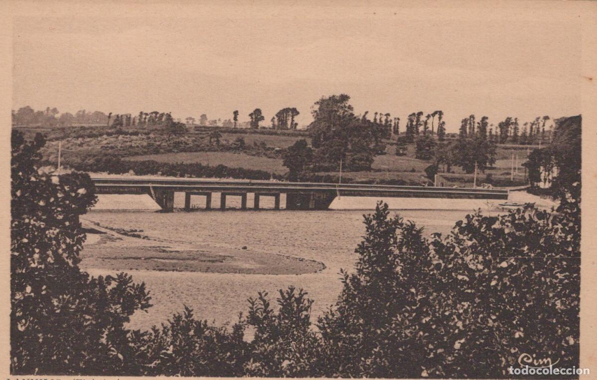 Postkarten: France Brittany Bridge Over The Aber Wrac H River In Lannilis Unposted *YBC583