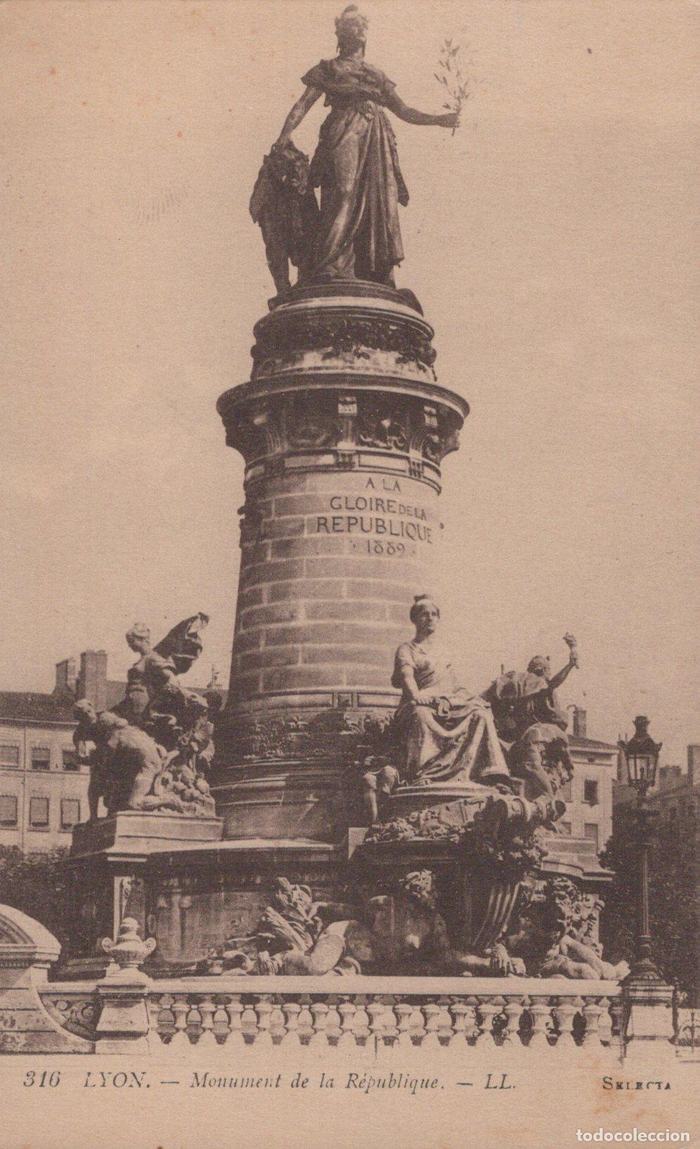 Postales: France Lyon Monument Of The Republic *YBC924