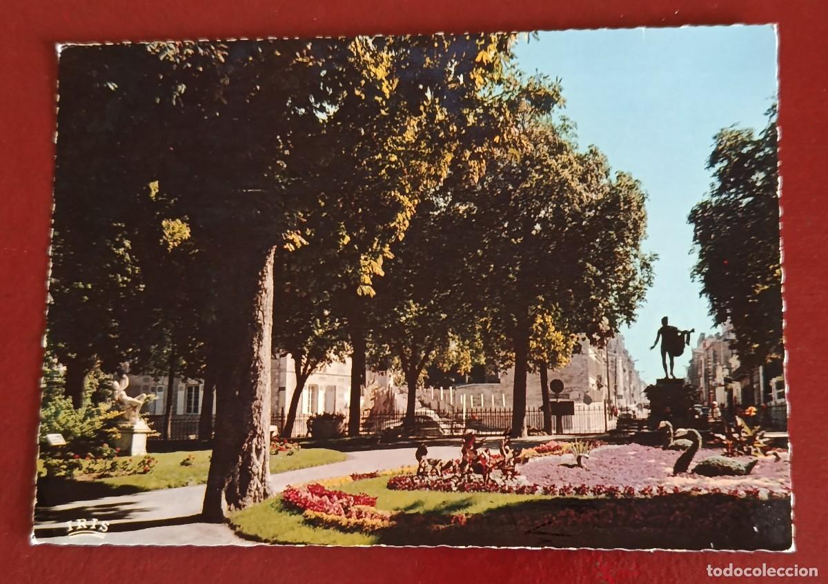 Postales: JARDINES DE LA BR&Egrave;CHE - AVENUE DE LIMOGES - NIORT - FRANCIA