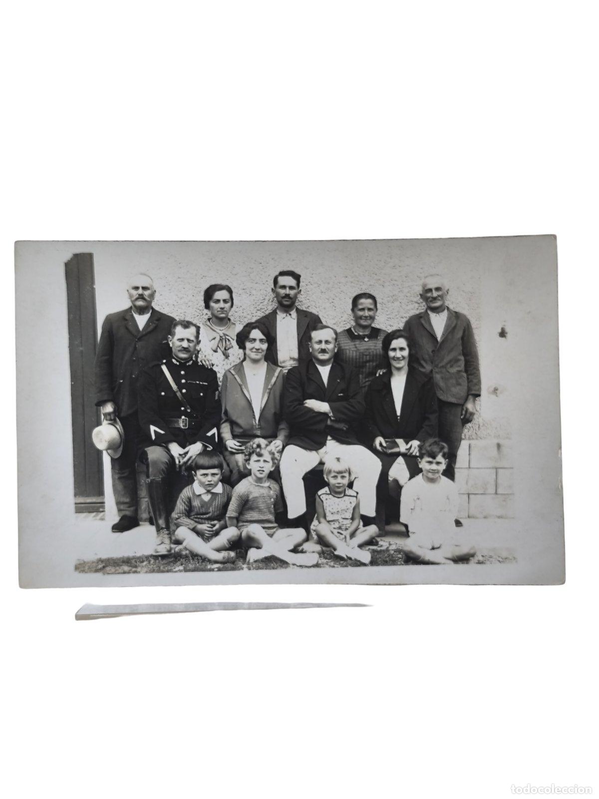 Postales: Fotograf&iacute;a Antigua Retrato Familiar Tres Generaciones Militar Ni&ntilde;os RPPC c. 1920-1930 14x9 cm