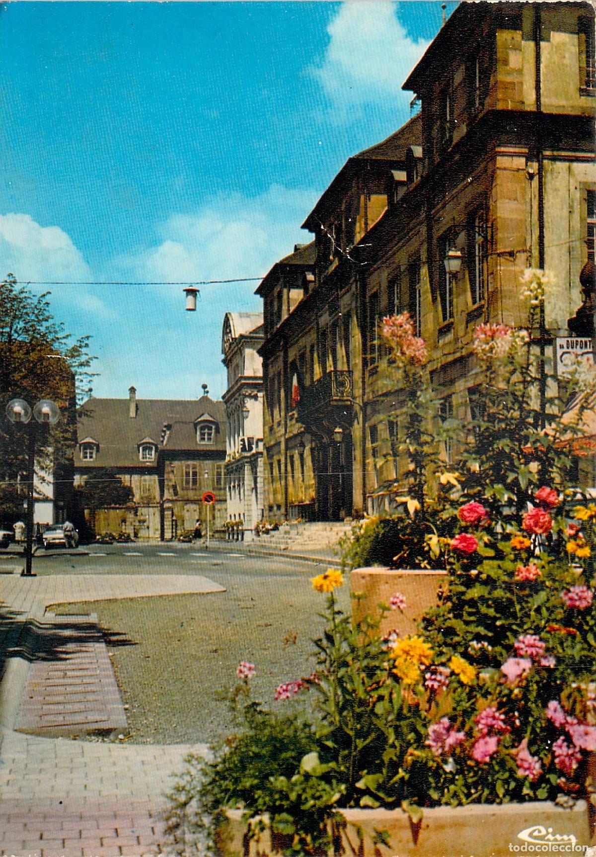 Cartes Postales: Postal de L'h&ocirc;tel de ville en Montb&eacute;liard, Francia