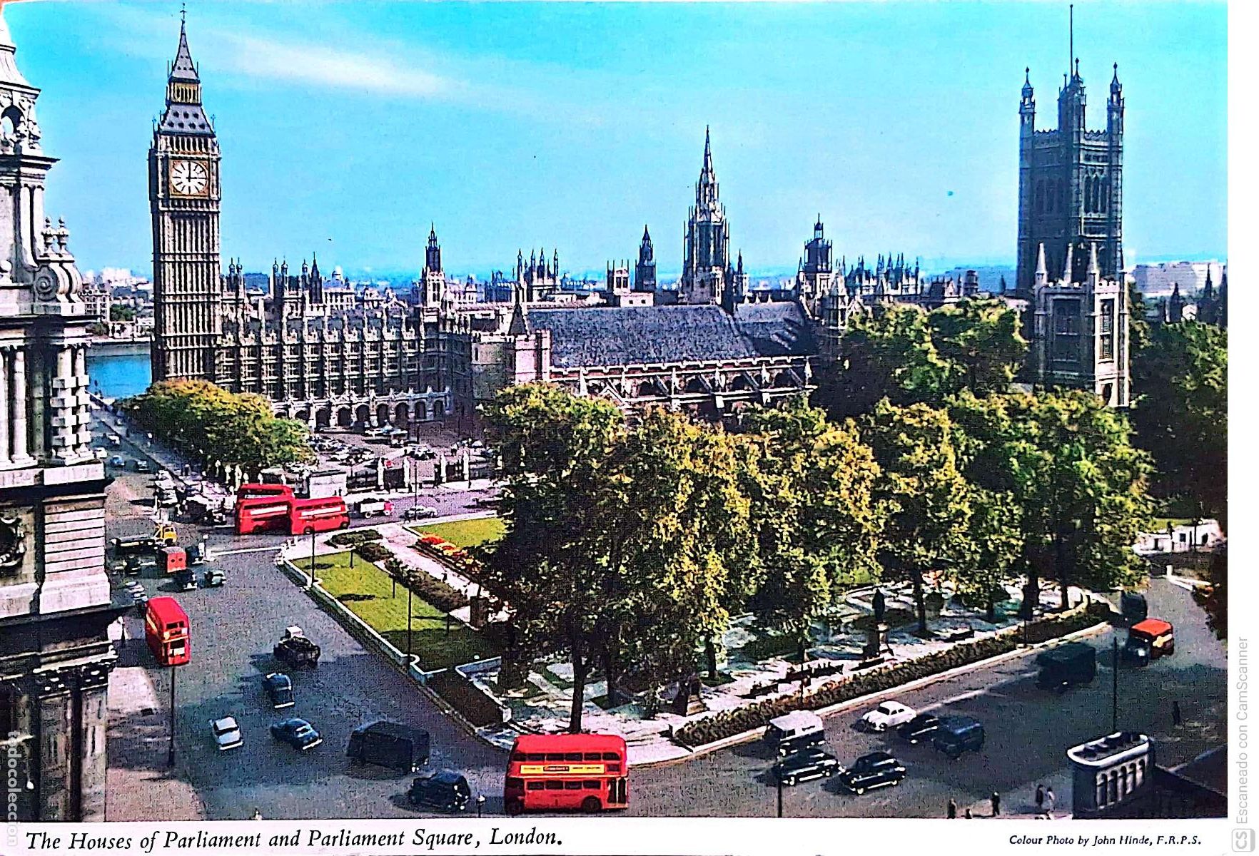 Postales: Londres. 2L21 The Houses of Parliament square. Usada con sello. Color
