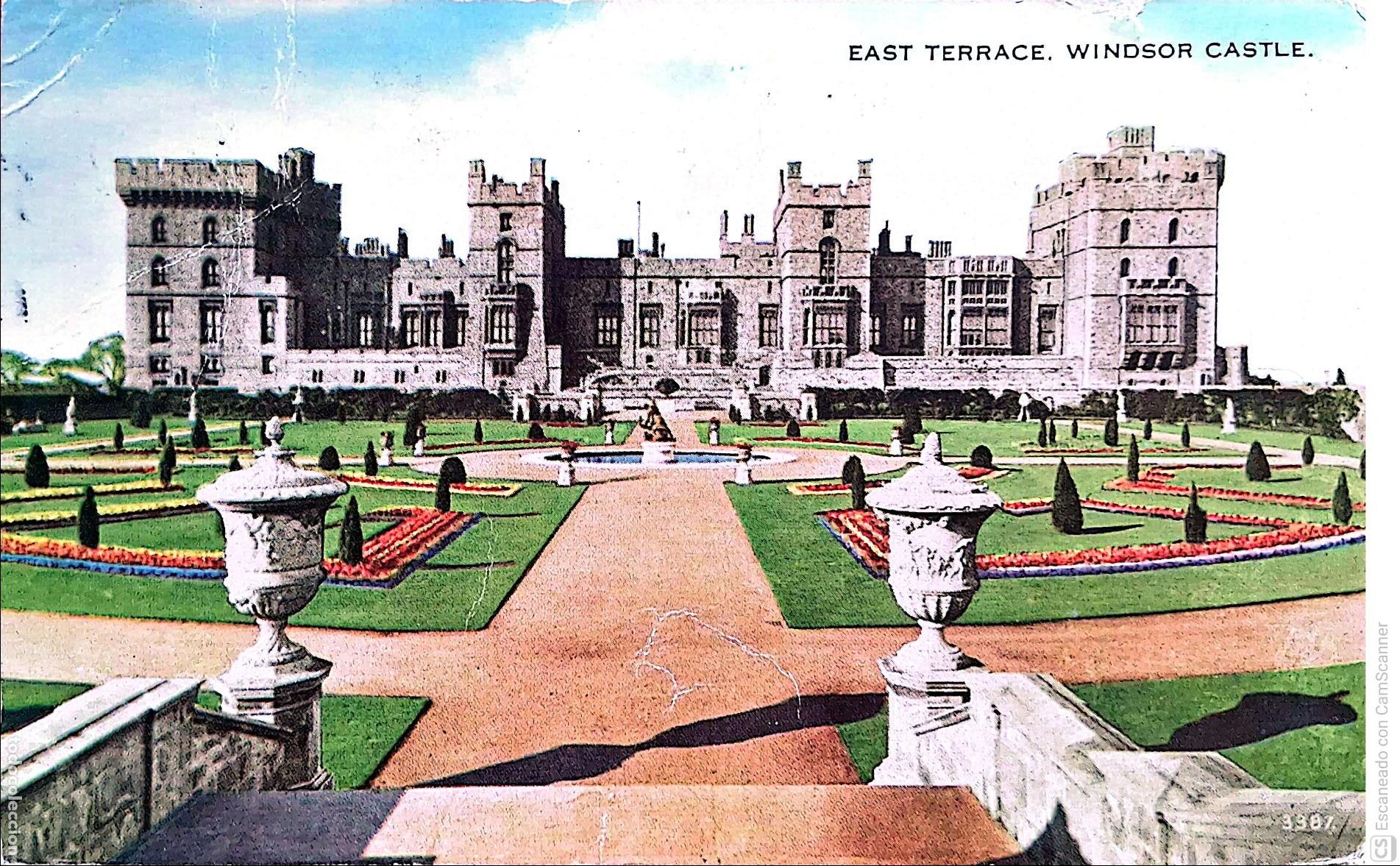 Postales: Londres. East Terrace-Windsor Castle. Usada con sello. Color