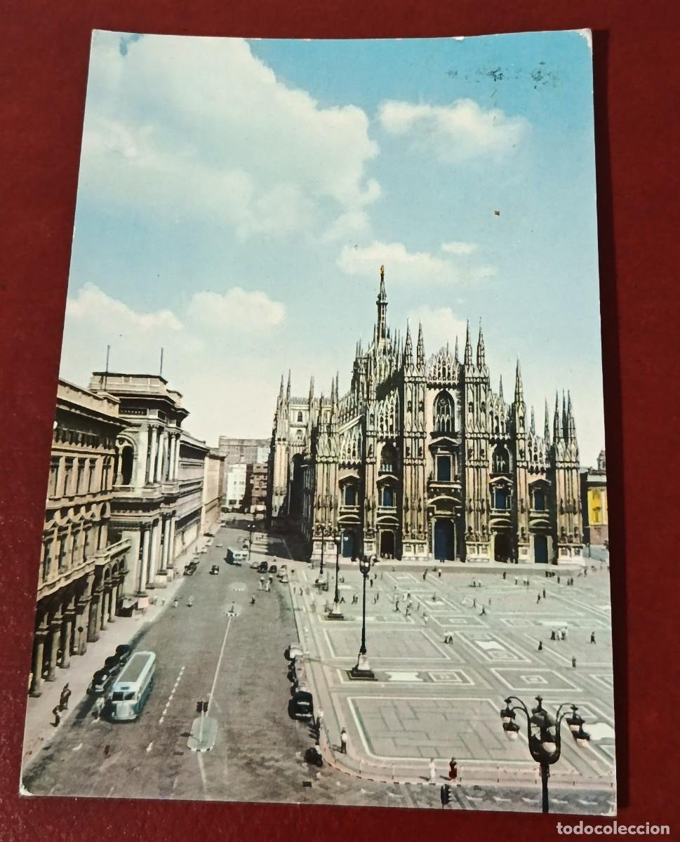 Postales: TARJETA POSTAL CATEDRAL DE MIL&Aacute;N Y LA PIAZZA DE DUOMO - ITALIA 1955