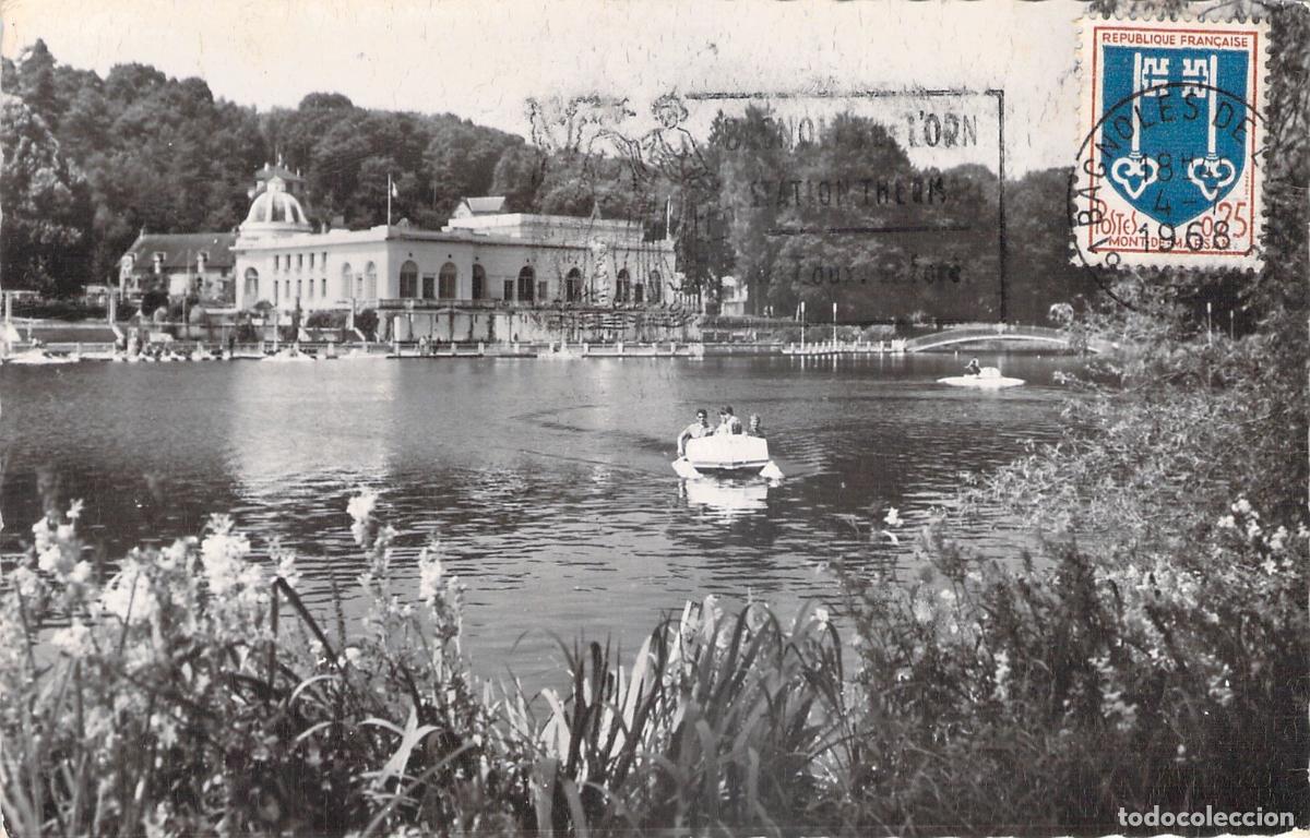 Postales: Postal de Bagnoles-de-l'Orne, Casino del Lago, Francia