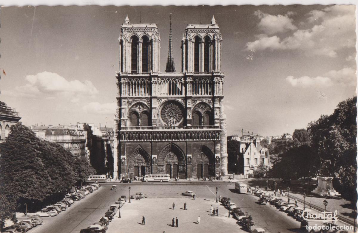 Cartoline: FRANCIA, PARIS, NOTRE-D&Acirc;ME ET LE PARVIS - EDITIONS CHANTAL N&ordm;89 &ndash; S/C