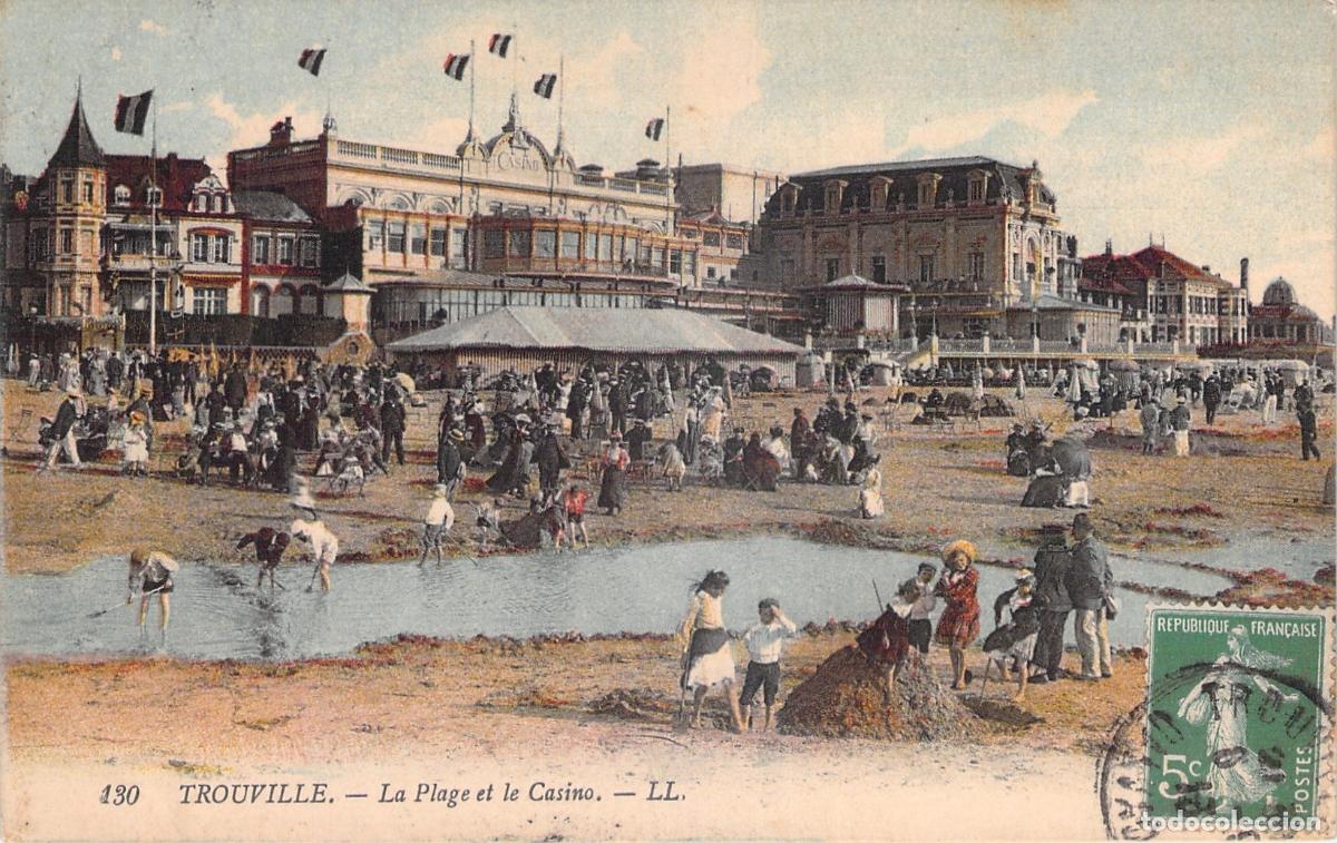 Postales: Postal de Trouville Francia La Playa y el Casino