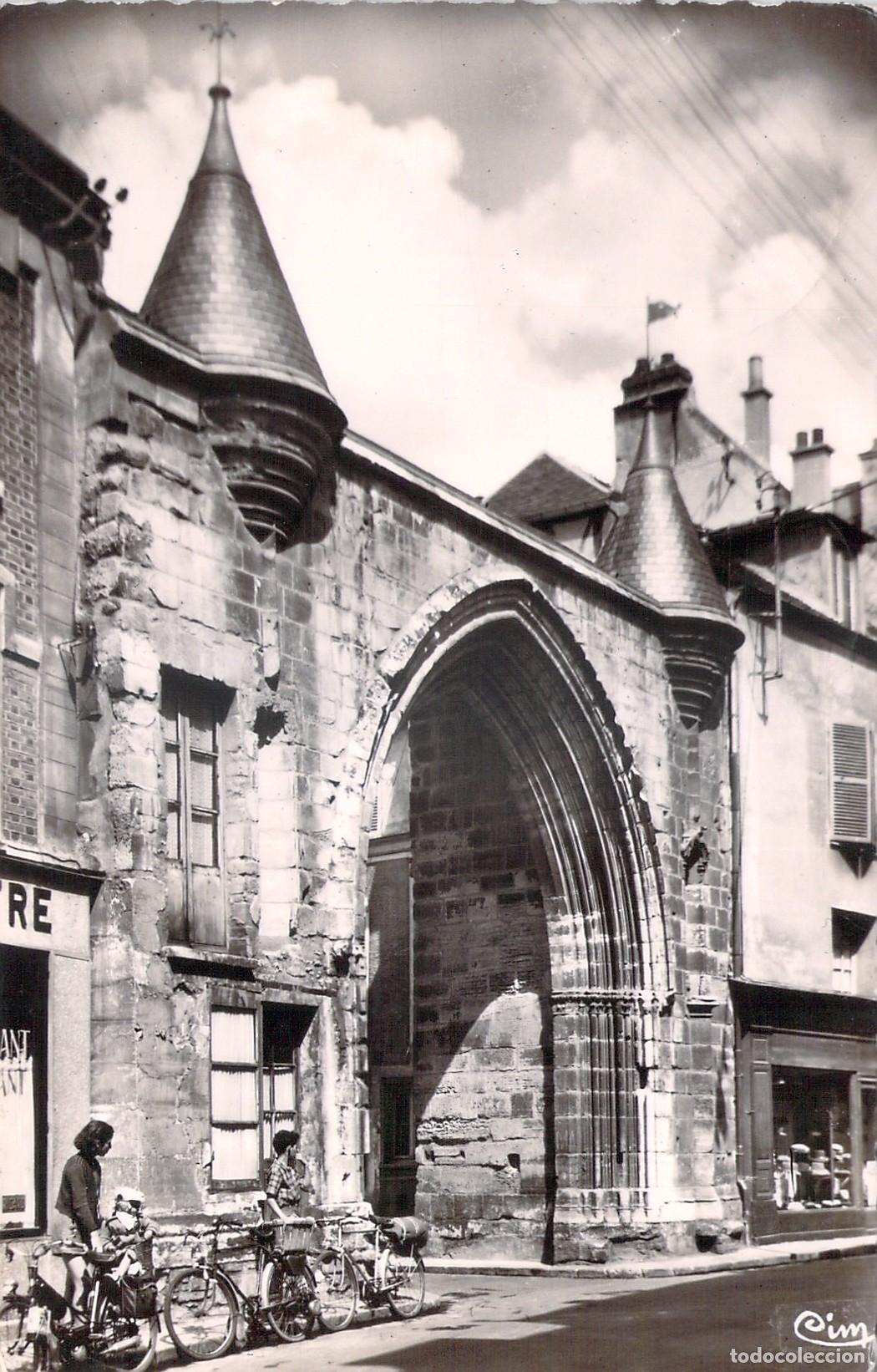 Postcards: Postal de Corbeil-Essonnes: El Claustro de Saint-Spire