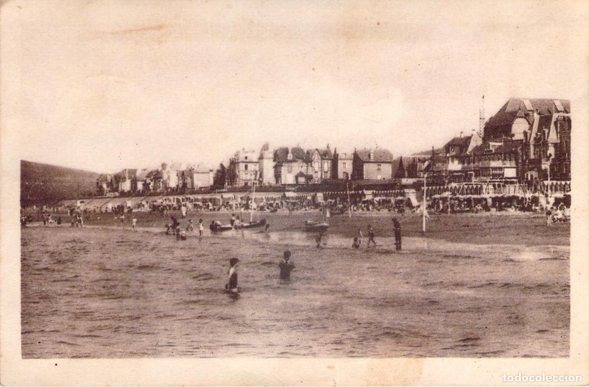 Postcards: Postal de la playa de Cabourg y el Hotel des Ducs de Normandie