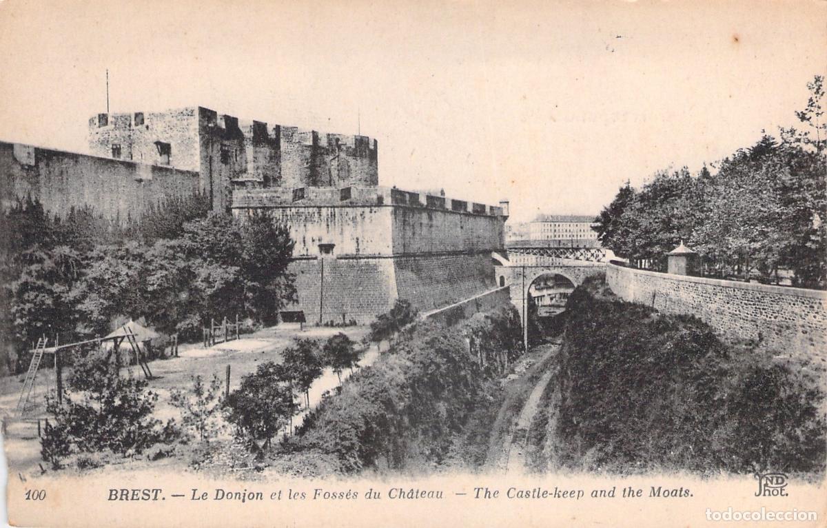 Postais: Postal de Brest: El Castillo y sus Fosos