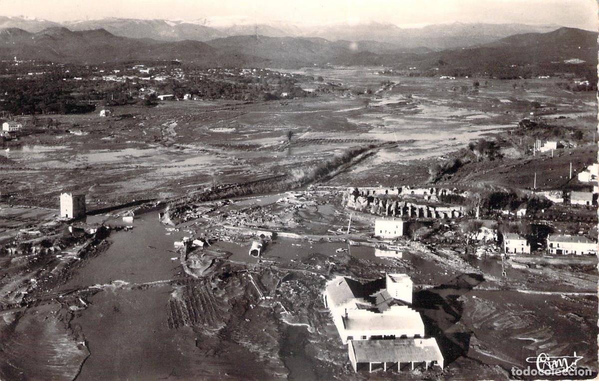 Postales: Postal de Fr&eacute;jus tras la cat&aacute;strofe del r&iacute;o Reyran