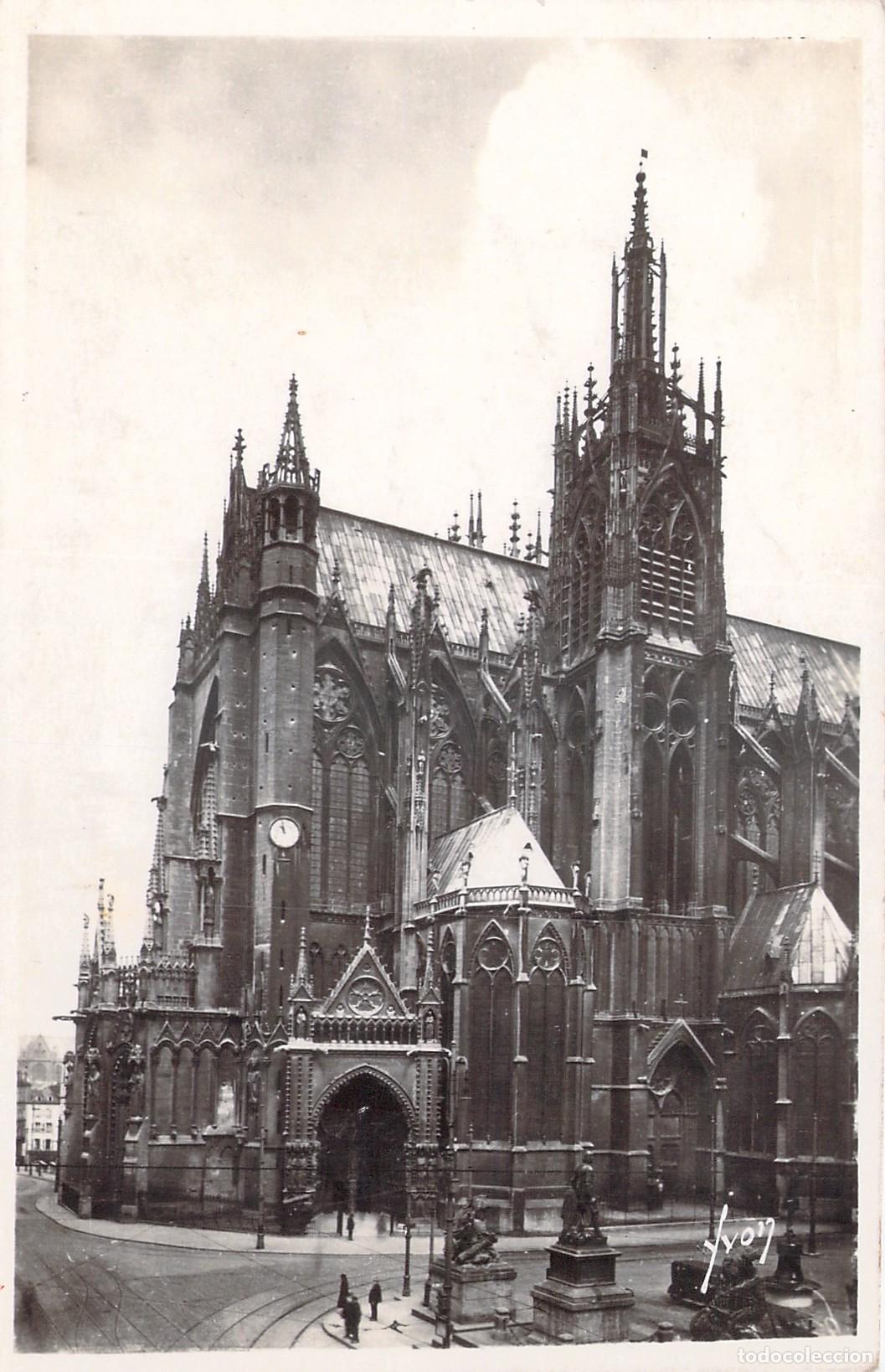 Postales: Postal de la Catedral de Metz en la Plaza de Armas, Francia