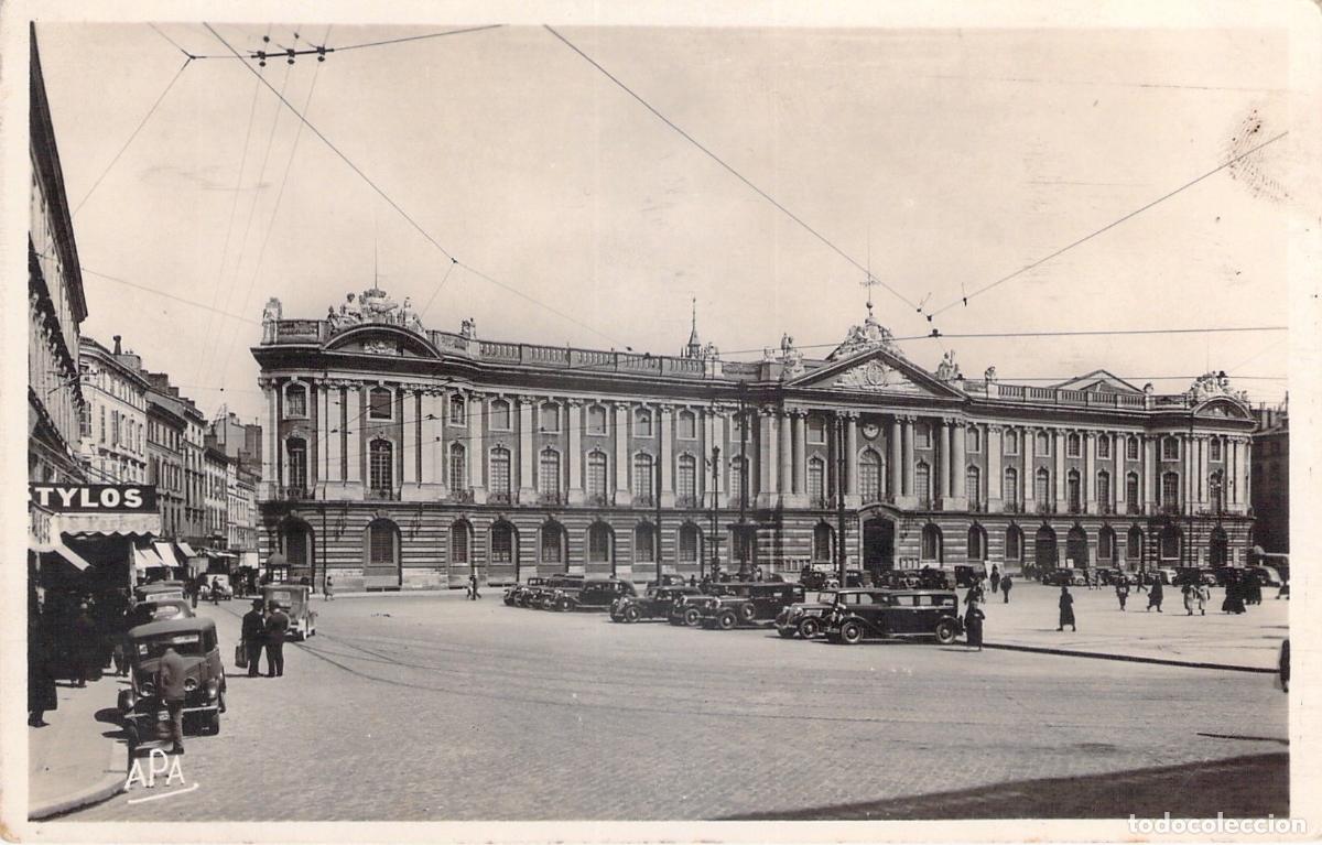 Postales: Postal de la Fachada del Teatro del Capitolio y la Plaza en Toulouse