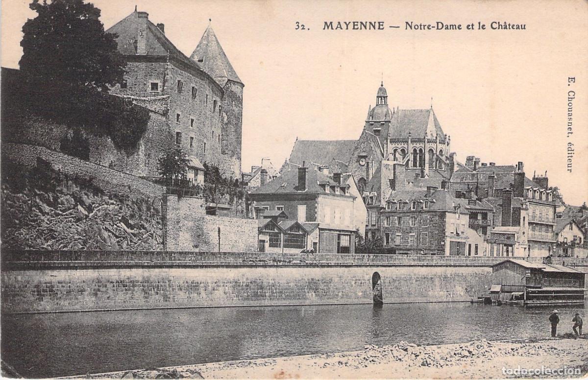 Postales: Postal de Mayenne con el Castillo y la Bas&iacute;lica de Notre-Dame