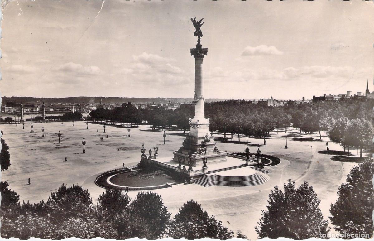 Postales: Postal de Burdeos, Place des Quinconces y Monumento a los Girondinos